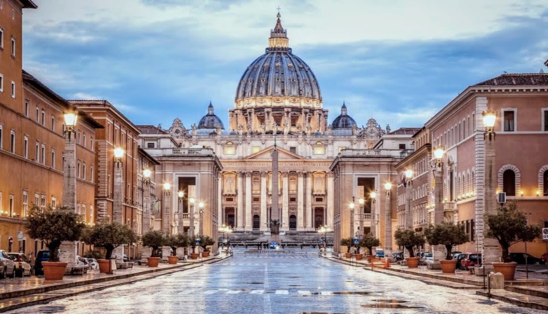 st-peter-square-tour